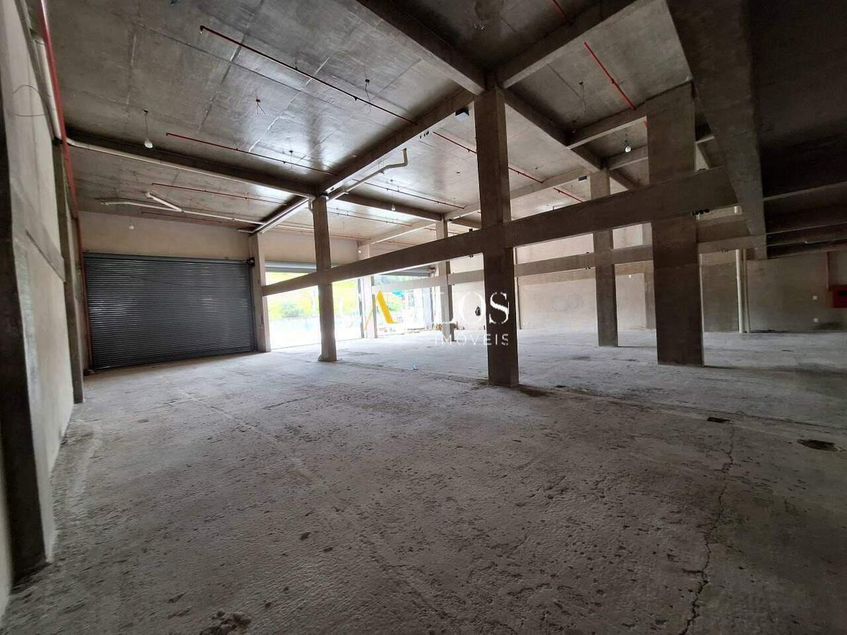 Loja, Betim Industrial, 61 Vagas