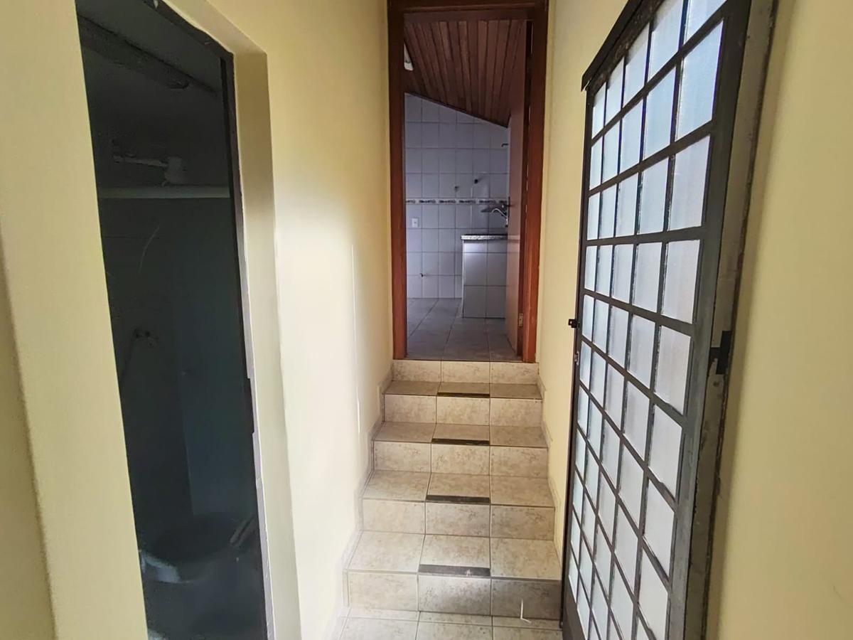 Quitinete, Centro, 1 Quarto, 0 Vaga