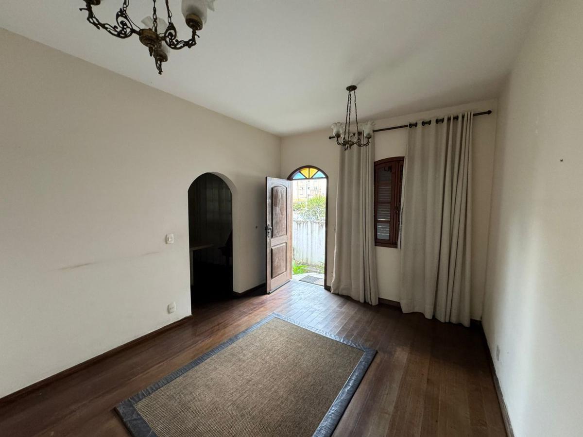 Casa, Floresta, 5 Quartos, 3 Vagas, 1 Suíte
