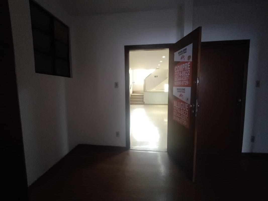 Sala, Centro, 0 Quarto, 0 Vaga