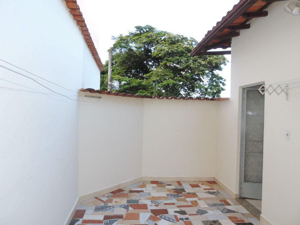 Casa, Centro, 3 Quartos, 1 Vaga, 1 Suíte