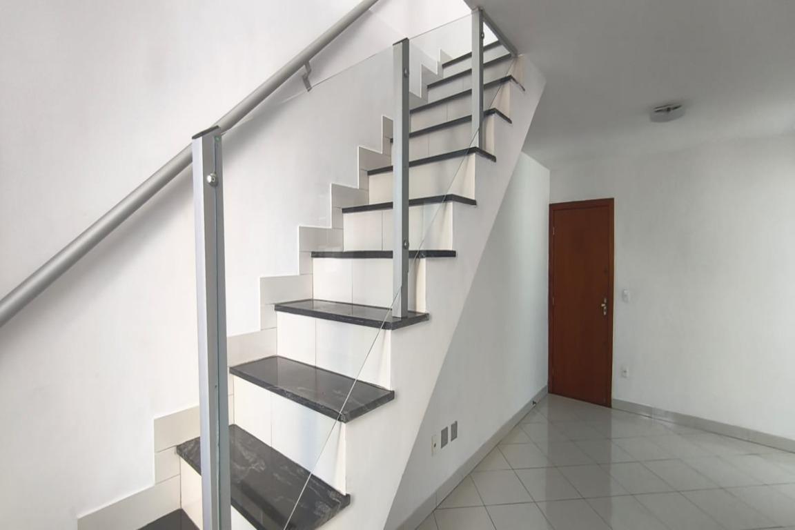 Cobertura, Santa Cruz, 3 Quartos, 2 Vagas, 1 Suíte