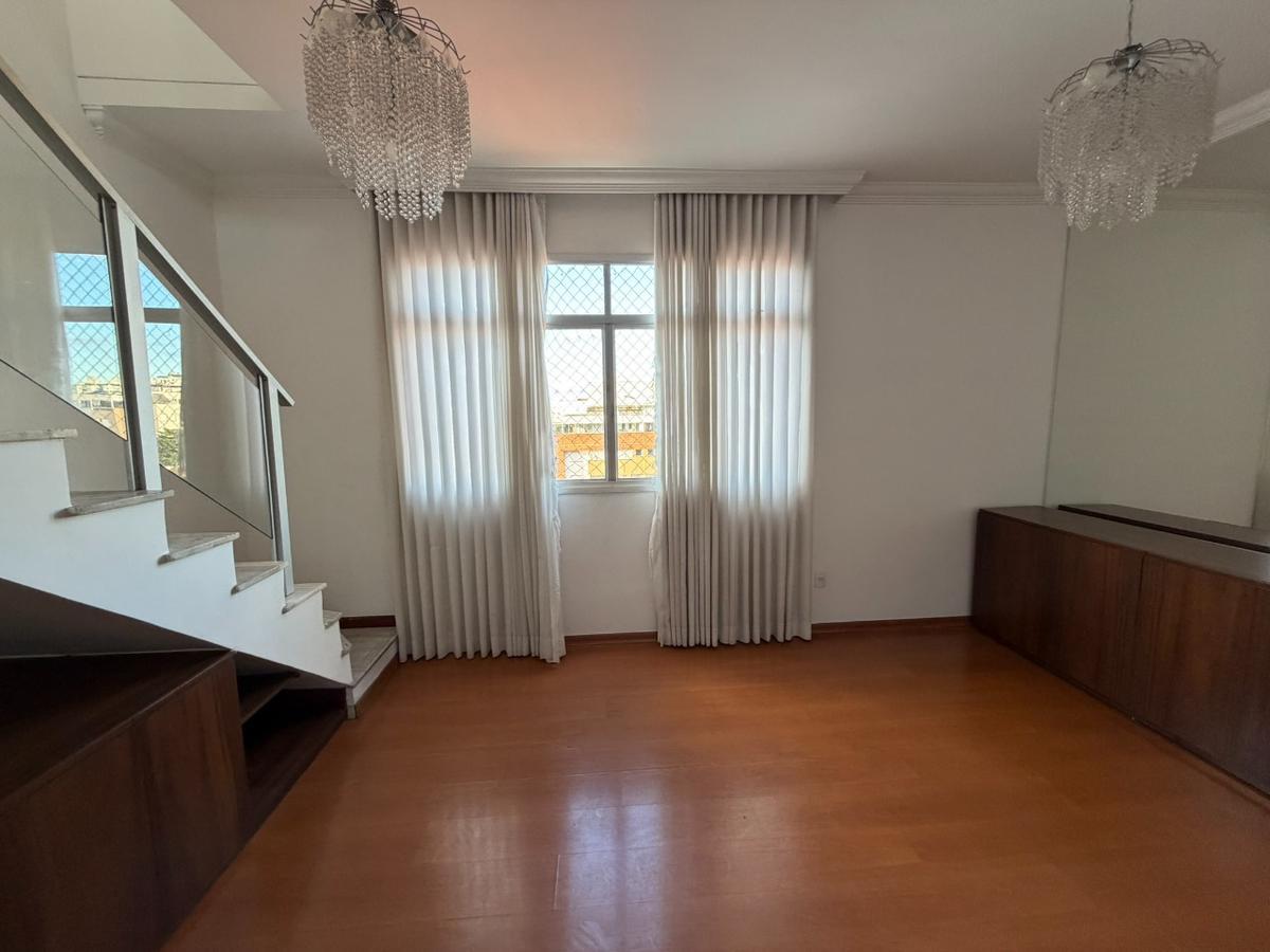 Cobertura, Santa Rosa, 3 Quartos, 2 Vagas, 1 Suíte