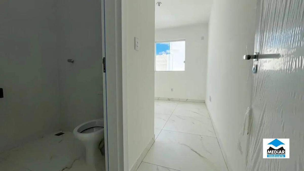 Casa, Santa Branca, 2 Quartos, 2 Vagas, 2 Suítes