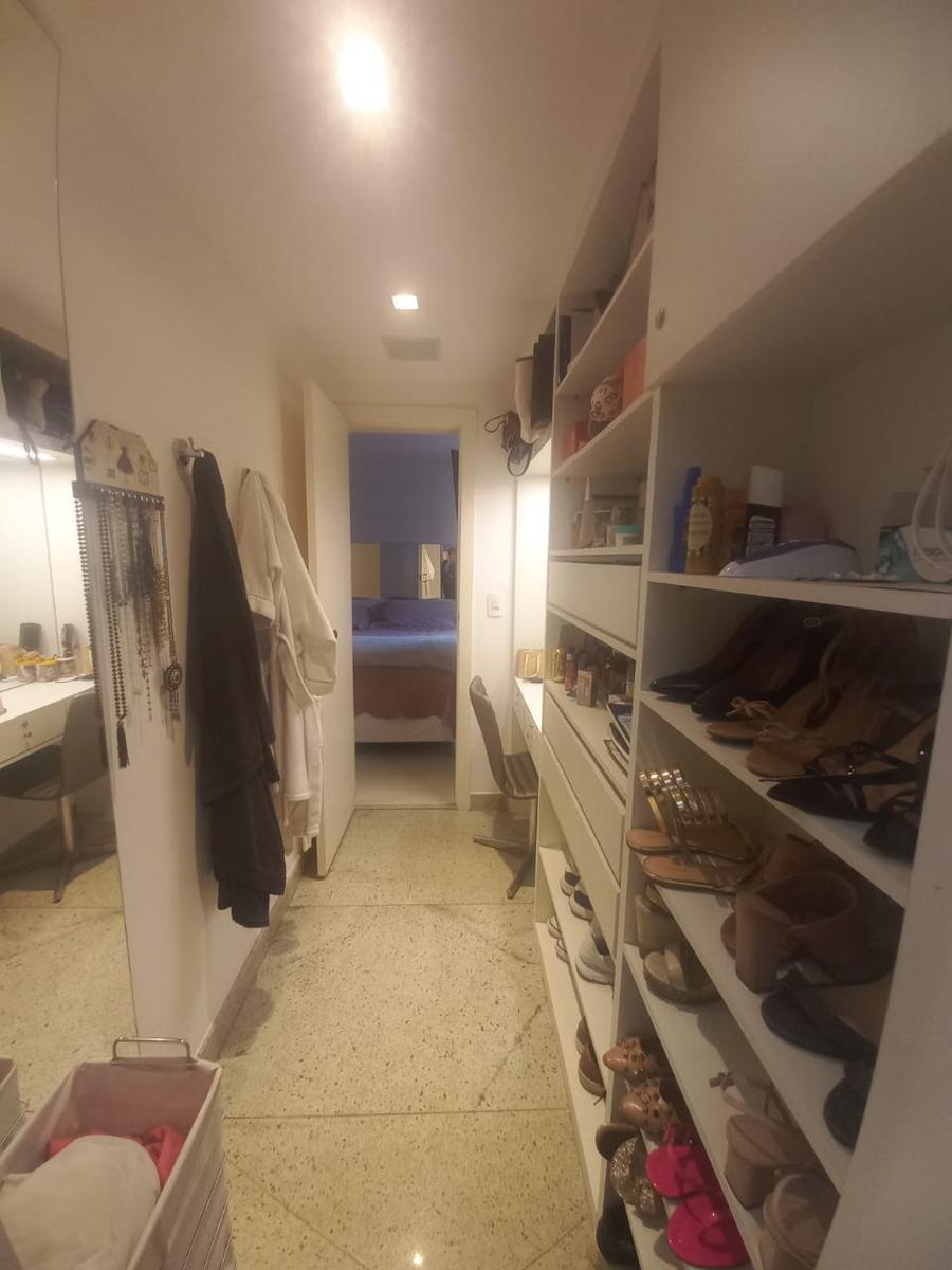 Apartamento, Sagrada Família, 3 Quartos, 2 Vagas, 1 Suíte