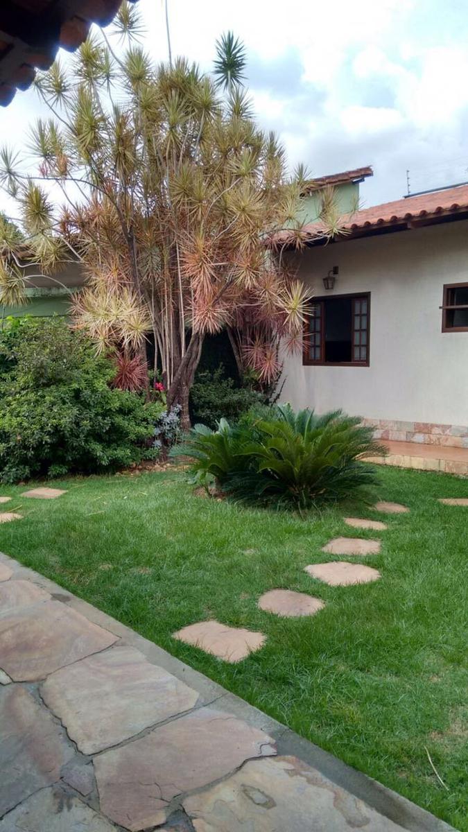 Casa, Santa Terezinha, 4 Quartos, 3 Vagas, 2 Suítes