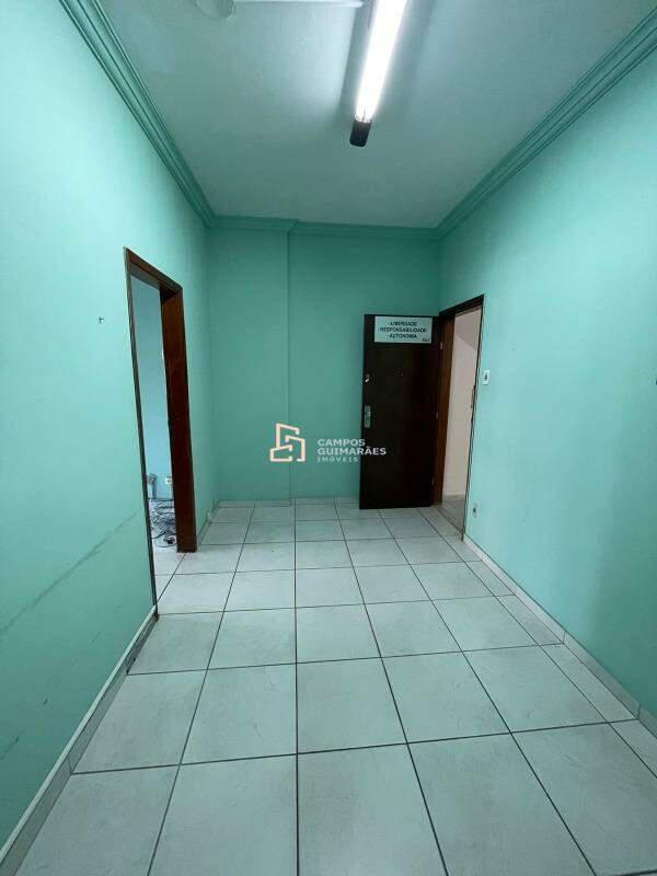 Sala, Centro