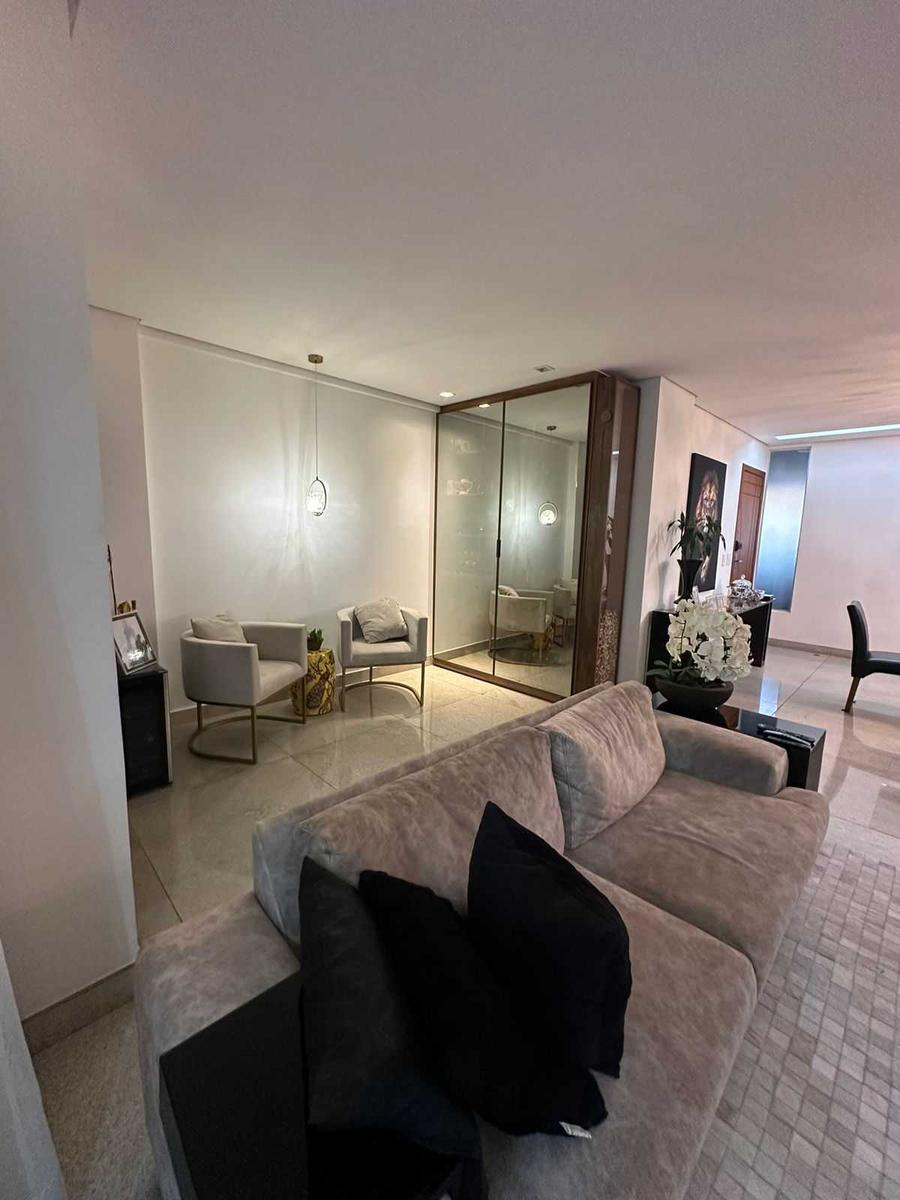 Apartamento, Castelo, 4 Quartos, 3 Vagas, 2 Suítes