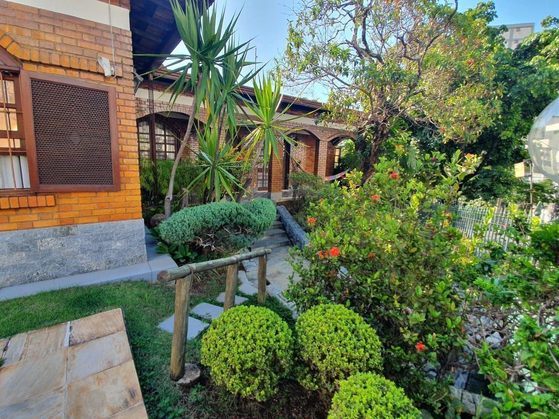 Casa, Anchieta, 4 Quartos, 4 Vagas, 1 Suíte