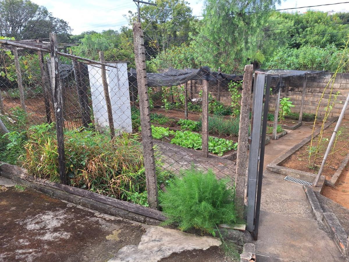Casa, Parque Rinaldo, 2 Quartos, 0 Vaga