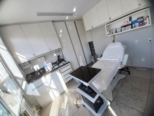 Sala, Funcionários, 0 Quarto, 1 Vaga