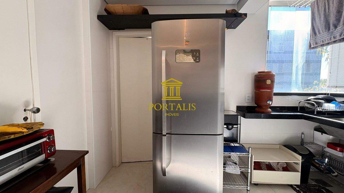 Apartamento, Vila Paris, 3 Quartos, 2 Vagas, 1 Suíte