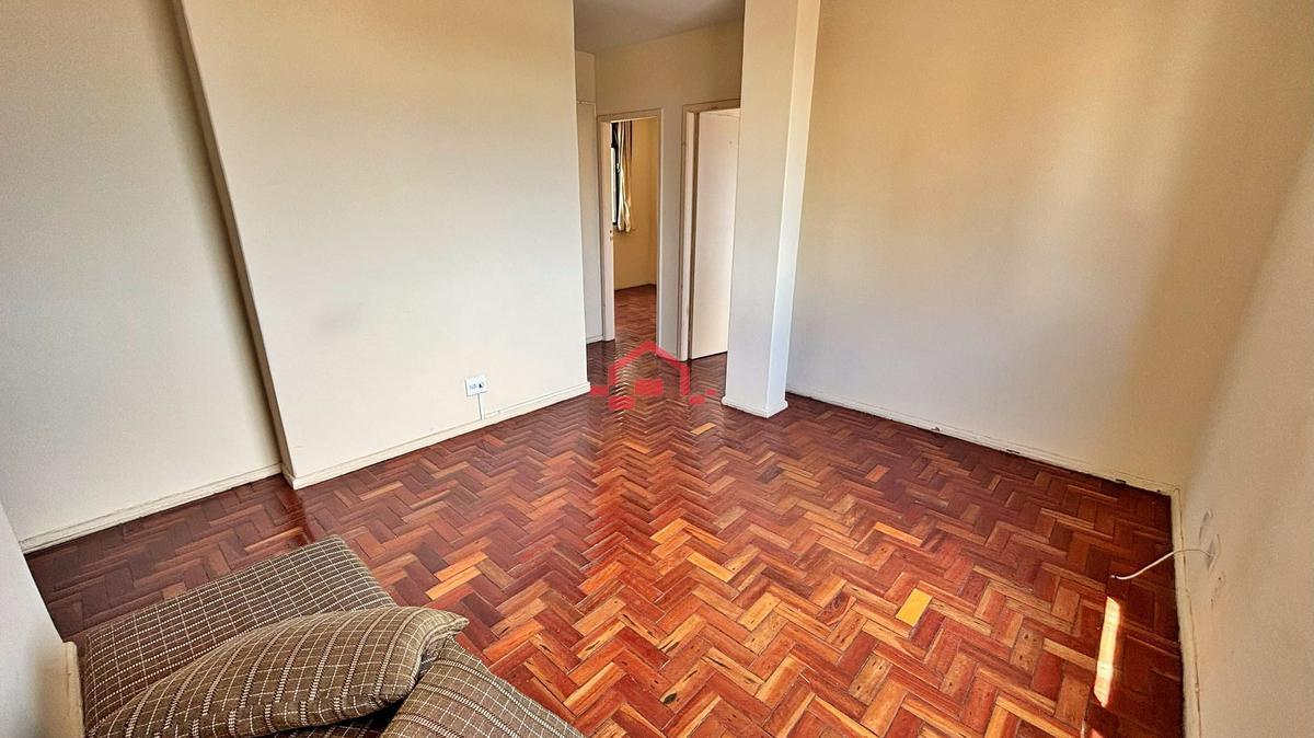 Apartamento, Centro, 2 Quartos, 0 Vaga