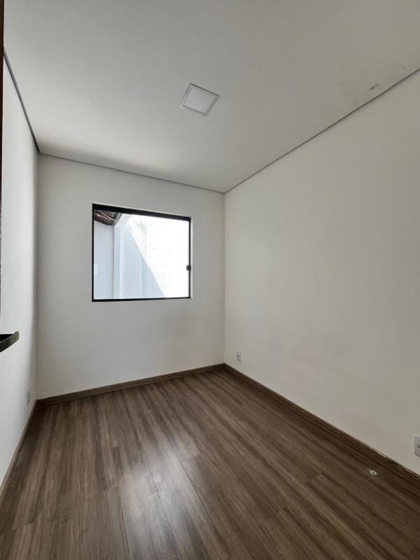 Casa, Masterville, 3 Quartos, 2 Vagas