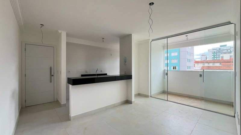 Apartamento, Sagrada Família, 3 Quartos, 2 Vagas, 1 Suíte