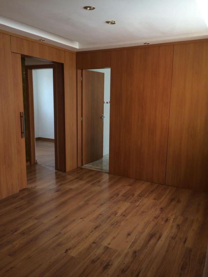 Apartamento, São Francisco, 2 Quartos, 1 Vaga, 0 Suíte