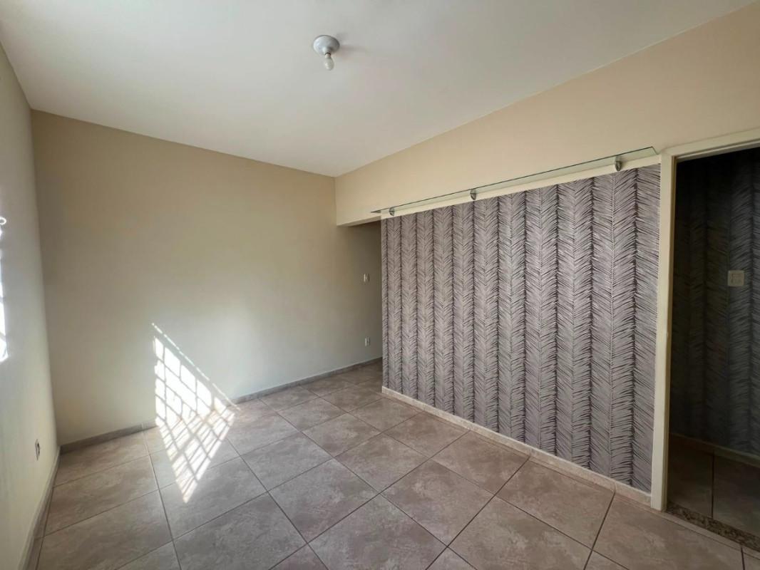 Apartamento, Sagrada Família, 2 Quartos, 1 Vaga
