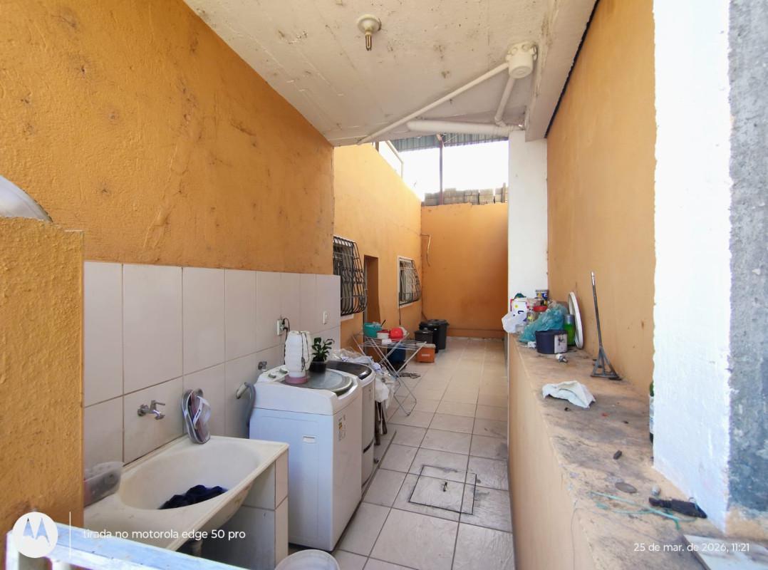 Casa, Paulo VI, 2 Quartos, 4 Vagas