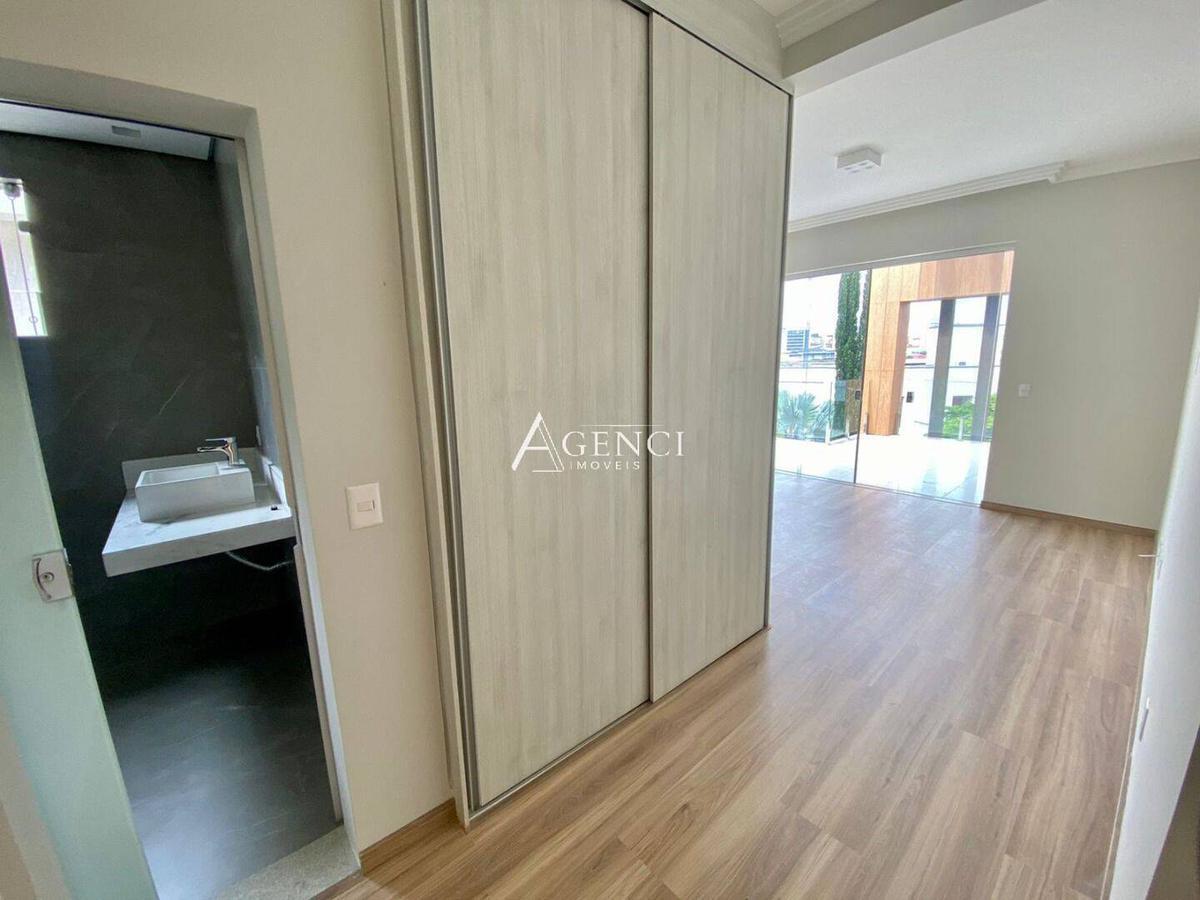 Casa, Paquetá, 4 Quartos, 0 Vaga, 2 Suítes