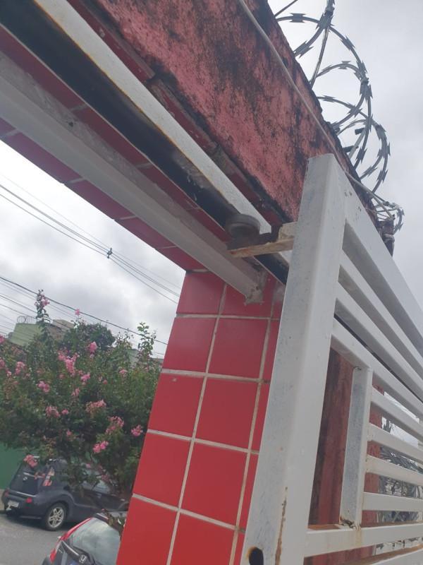 Casa Comercial, Nova Suíssa, 6 Quartos, 4 Vagas