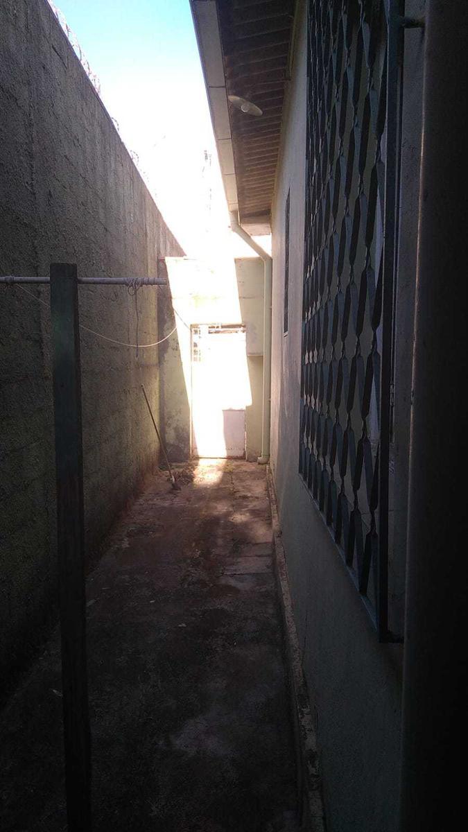 Casa, Sagrada Família, 4 Quartos, 1 Vaga, 1 Suíte
