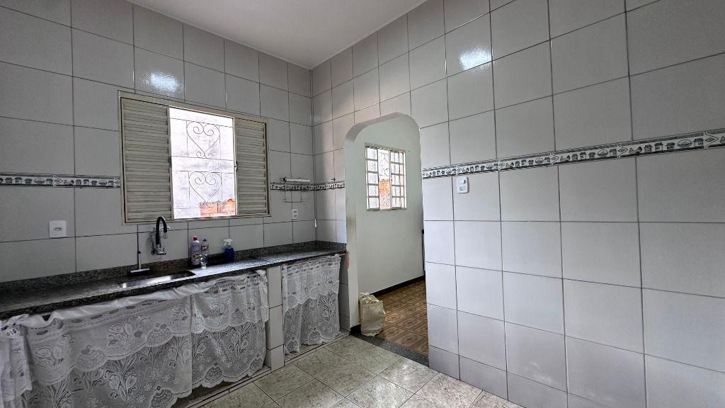 Casa, Itacolomi, 2 Quartos, 1 Vaga