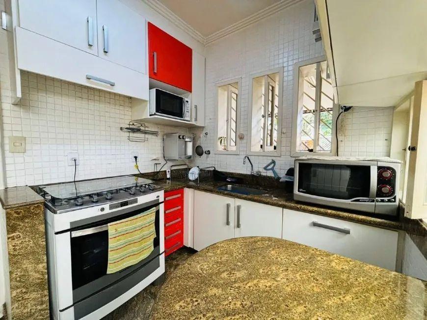 Casa, São José, 3 Quartos, 5 Vagas, 1 Suíte