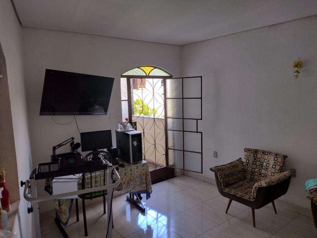 Casa, Nações Unidas, 6 Quartos, 5 Vagas, 1 Suíte