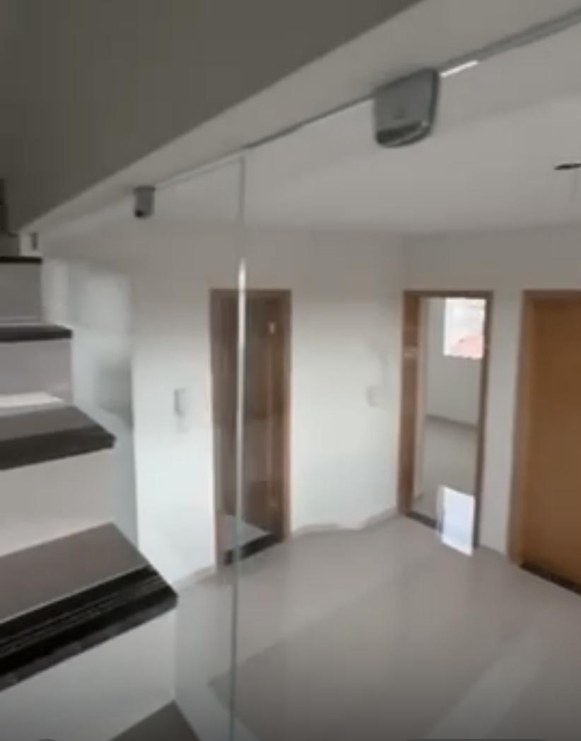 Cobertura, Coqueiros, 2 Quartos, 1 Vaga, 1 Suíte