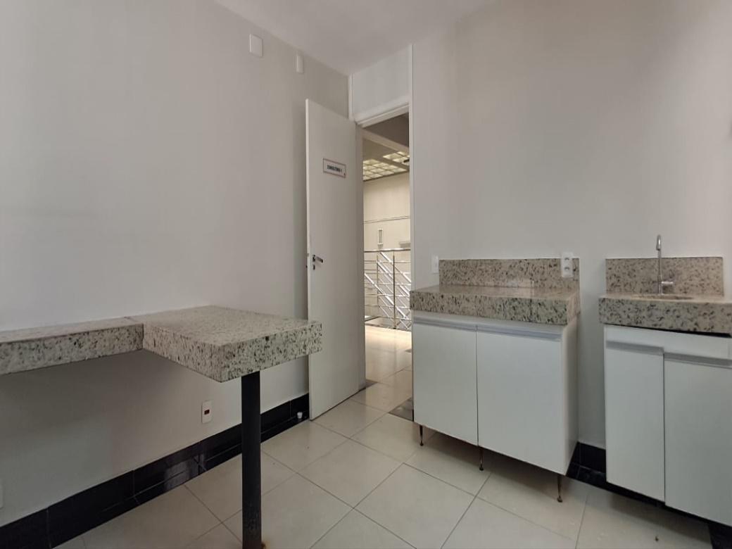 Ponto Comercial, Anchieta, 1 Suíte