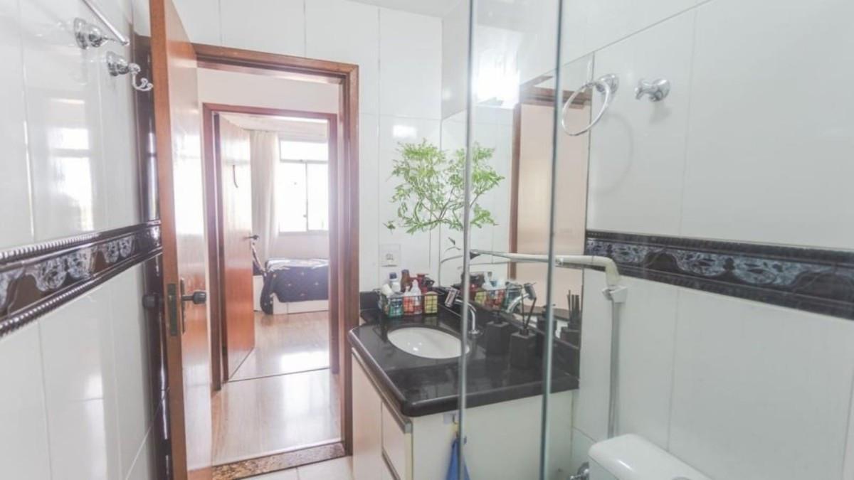 Apartamento, Sagrada Família, 3 Quartos, 2 Vagas