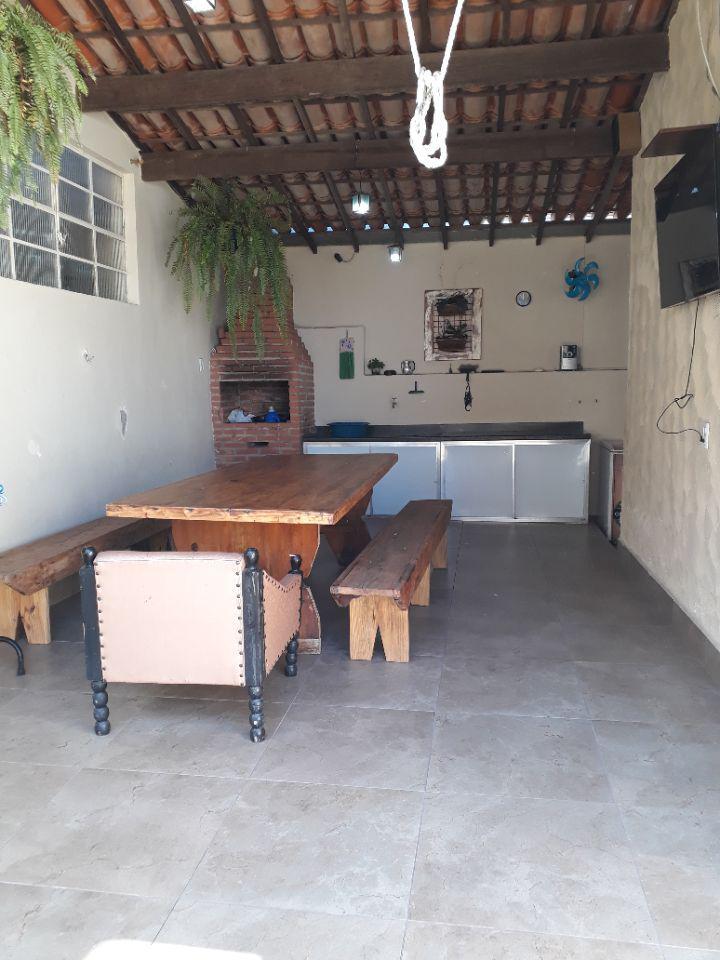 Casa, Vila Pérola, 3 Quartos, 5 Vagas, 1 Suíte