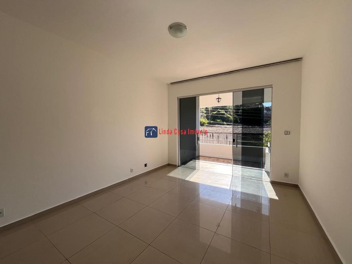Casa Comercial, Carlos Prates, 4 Quartos, 2 Vagas, 1 Suíte