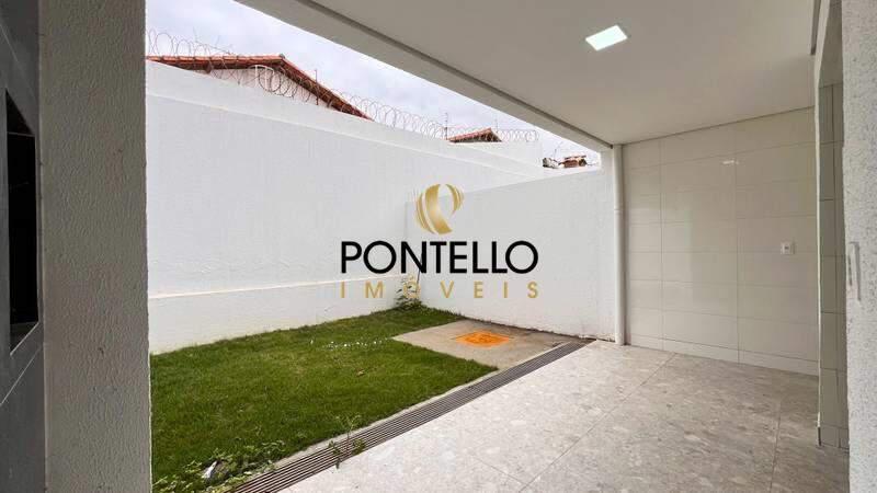 Casa, Santa Branca, 3 Quartos, 2 Vagas, 1 Suíte