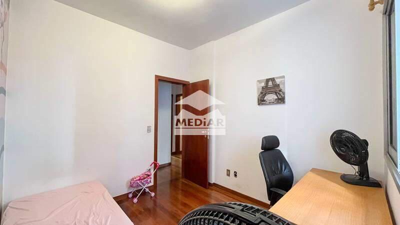 Apartamento, Savassi, 4 Quartos, 2 Vagas, 1 Suíte