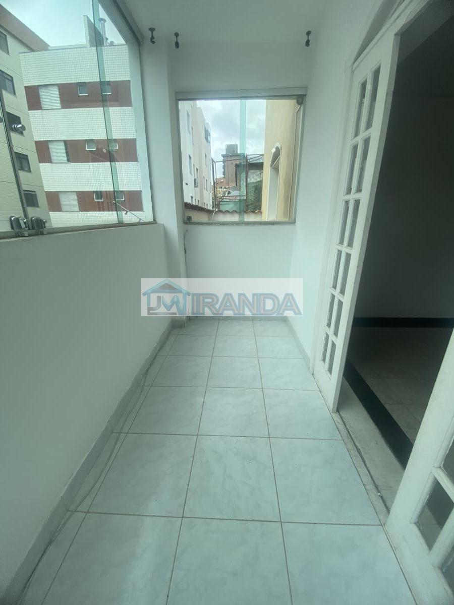 Casa, Castelo, 5 Quartos, 6 Vagas, 2 Suítes