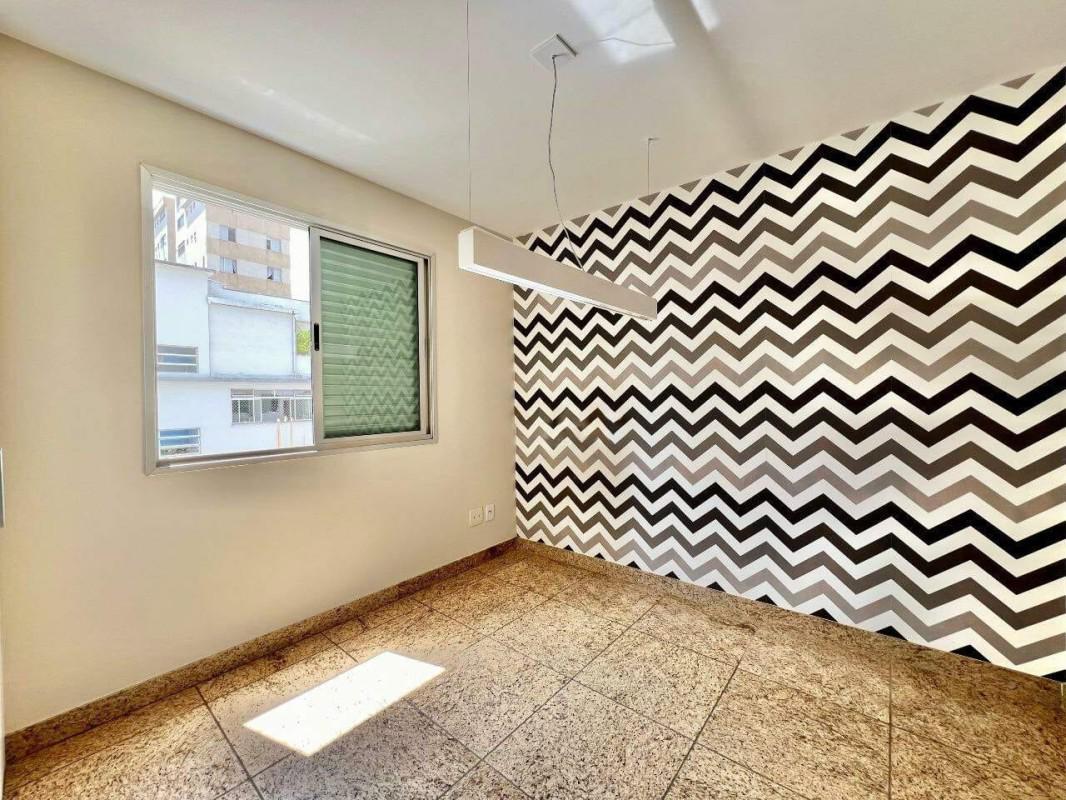 Apartamento, Funcionários, 4 Quartos, 2 Vagas, 2 Suítes