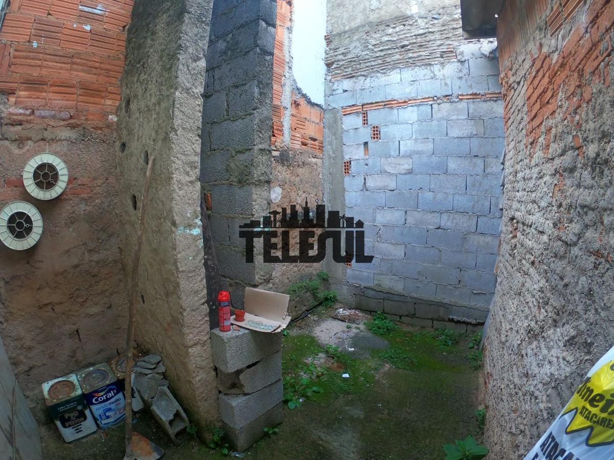 Casa, Vila Avelar, 2 Quartos, 0 Vaga