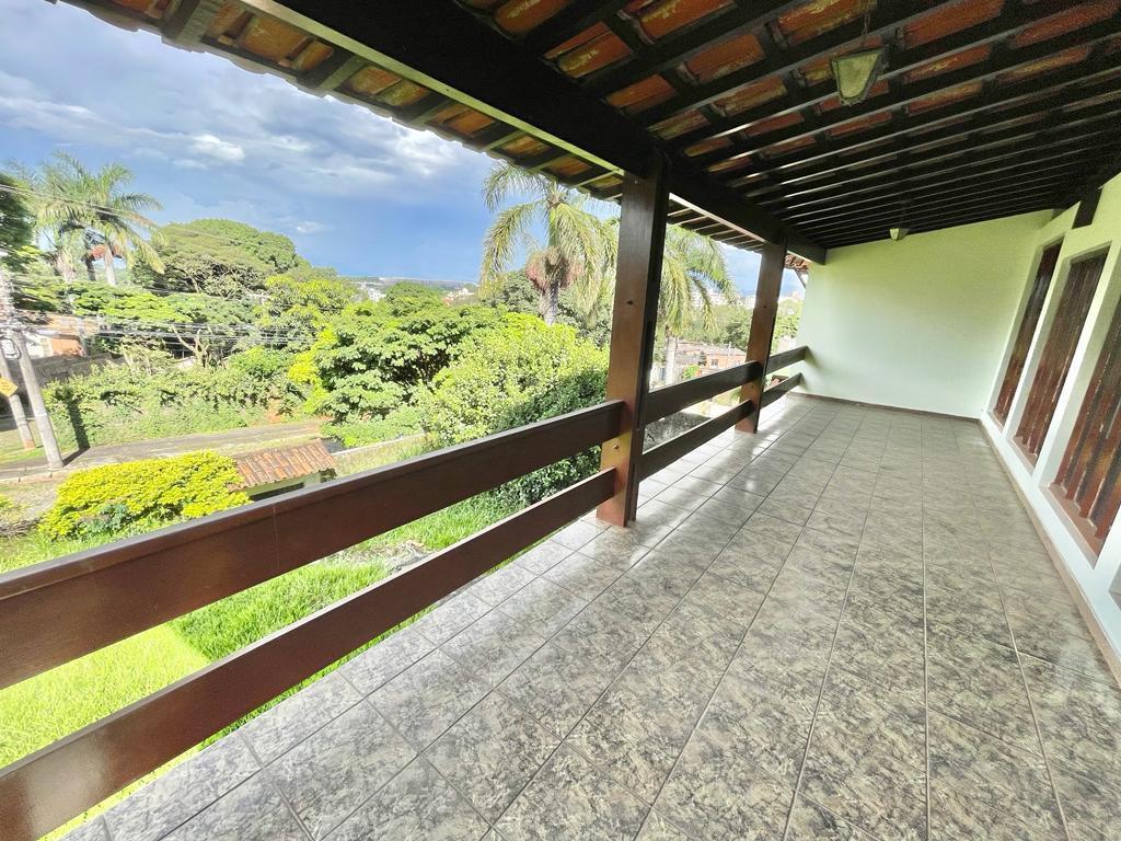 Casa, Bandeirantes (pampulha), 4 Quartos, 10 Vagas, 1 Suíte