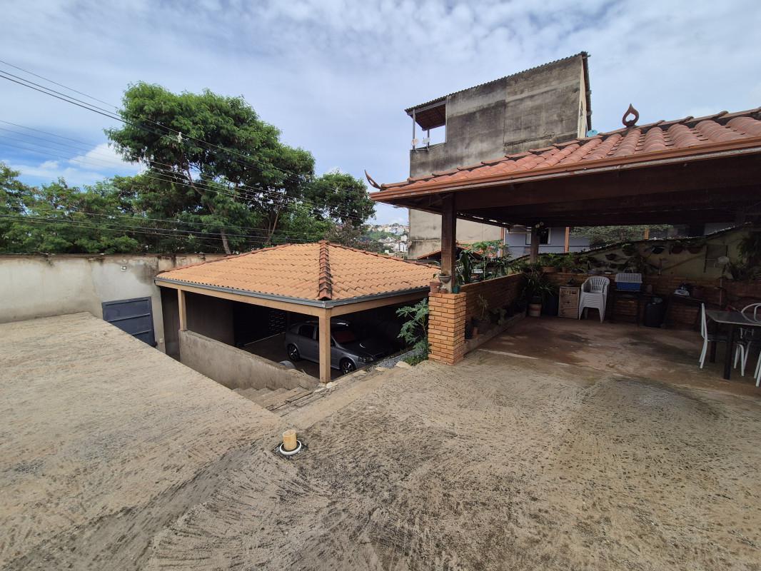 Casa, Nova Cintra, 3 Quartos, 4 Vagas, 1 Suíte