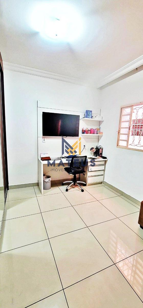 Casa, Caiçaras, 4 Quartos, 1 Vaga, 2 Suítes
