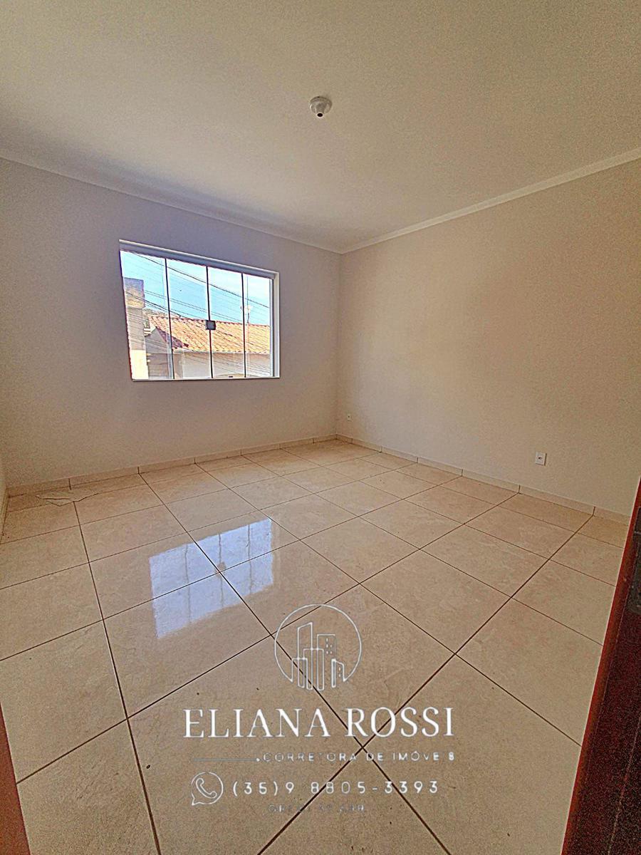 Casa, Centro, 3 Quartos, 2 Vagas, 1 Suíte