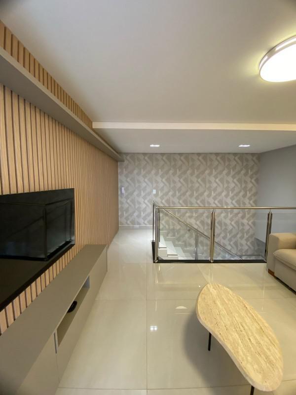 Cobertura, Industrial, 3 Quartos, 2 Vagas, 1 Suíte