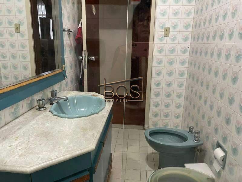 Casa, Cidade Nova, 4 Quartos, 2 Vagas, 1 Suíte