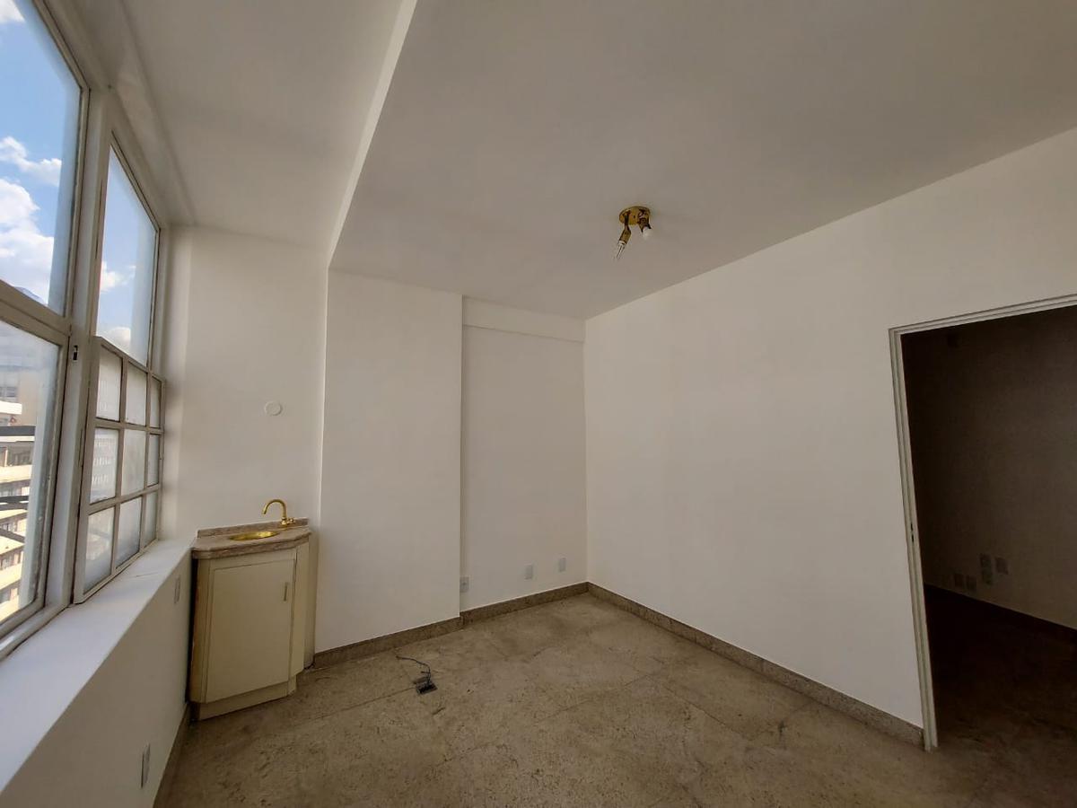 Sala, Centro, 0 Quarto, 0 Vaga