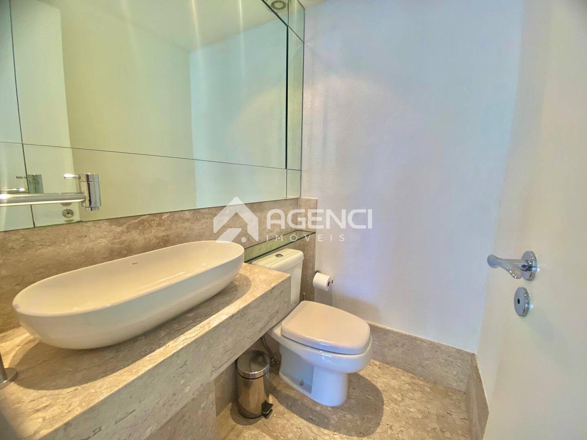 Apartamento, Savassi, 4 Quartos, 0 Vaga, 3 Suítes