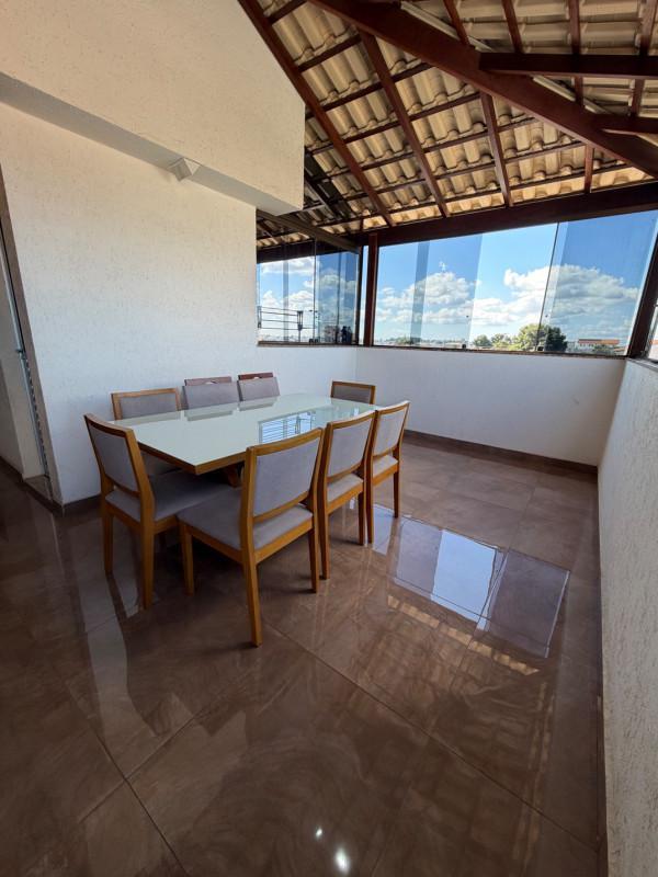 Cobertura, Pedra Azul, 2 Quartos, 2 Vagas