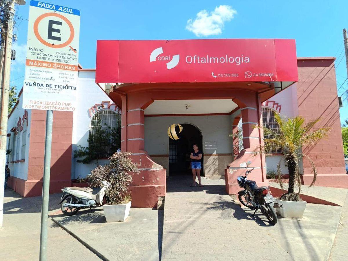 Prédio, Centro, 0 Quarto, 0 Vaga
