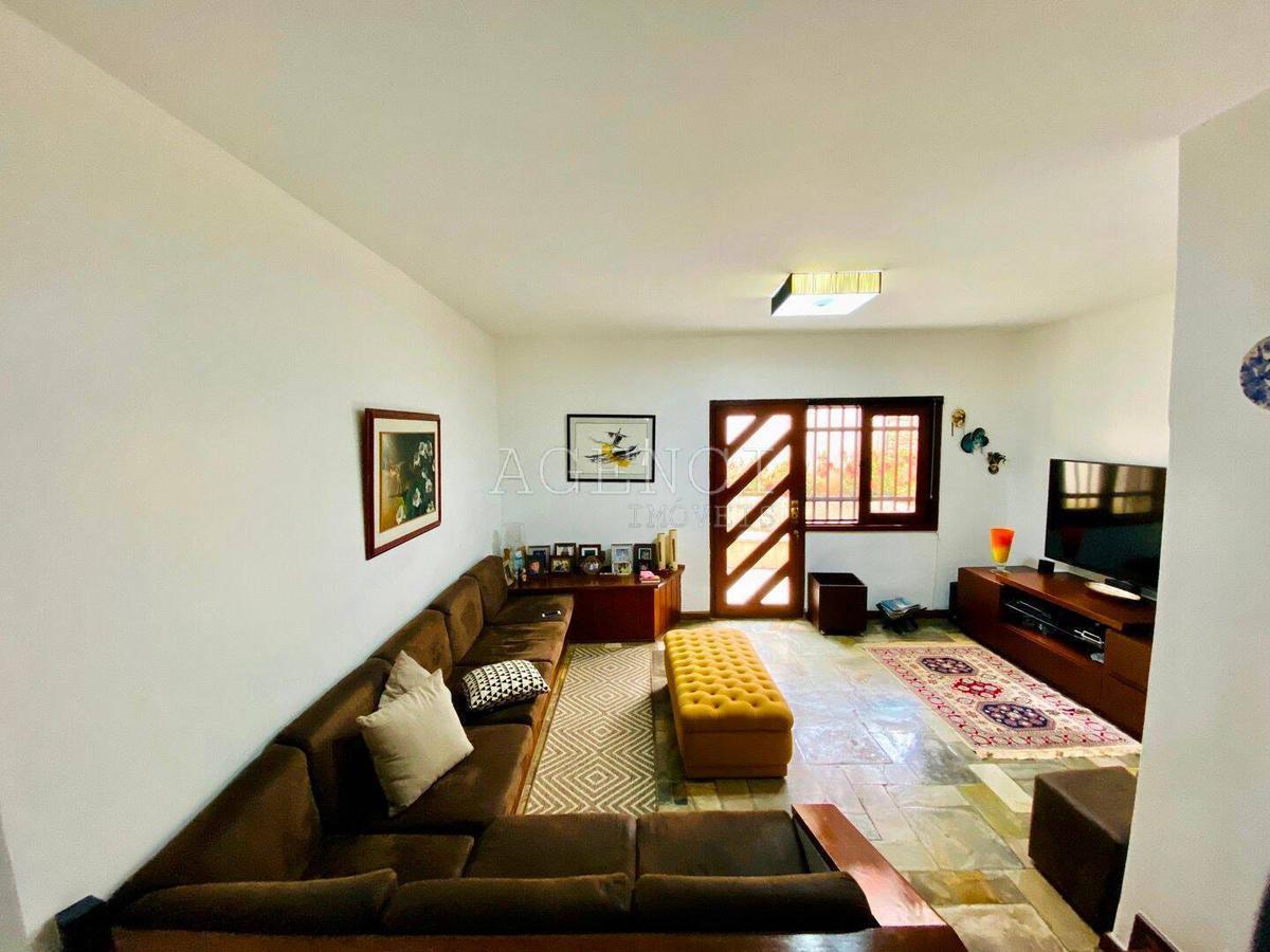 Casa, Bandeirantes (pampulha), 4 Quartos, 0 Vaga, 1 Suíte