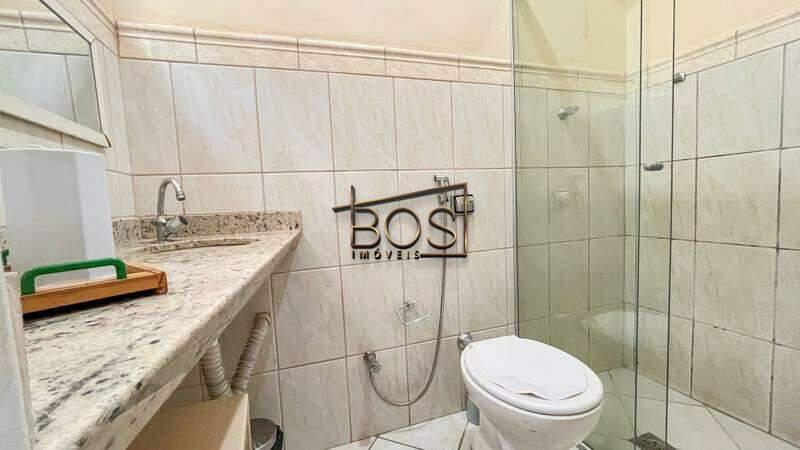 Casa, Serra, 4 Quartos, 2 Vagas, 2 Suítes